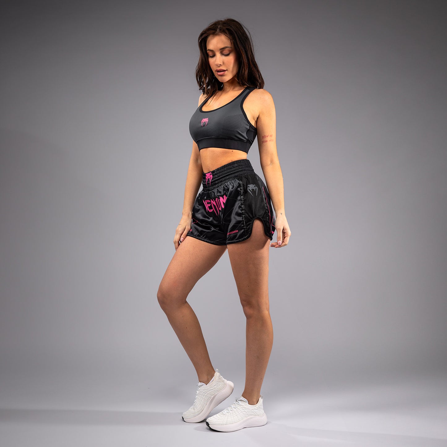 Venum Tactical XT Muay Thai Shorts für Frauen - Schwarz/Sturmgrau