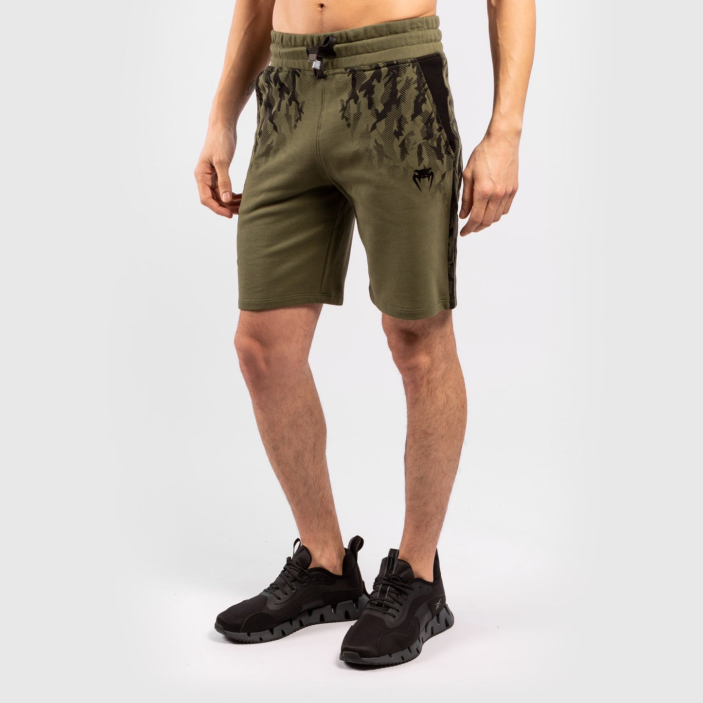 UFC Venum Authentic Fight Week Herren Shorts - Khaki