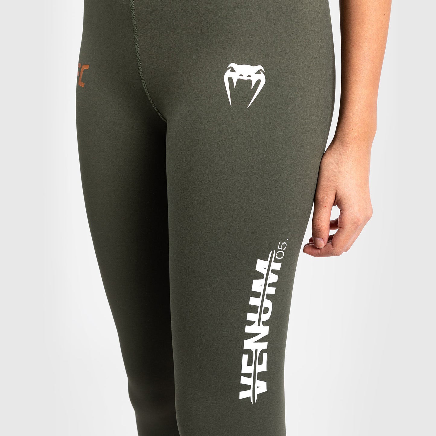 UFC Adrenaline by Venum Fight Week Performance-Tight für Frauen - Khaki/Bronze