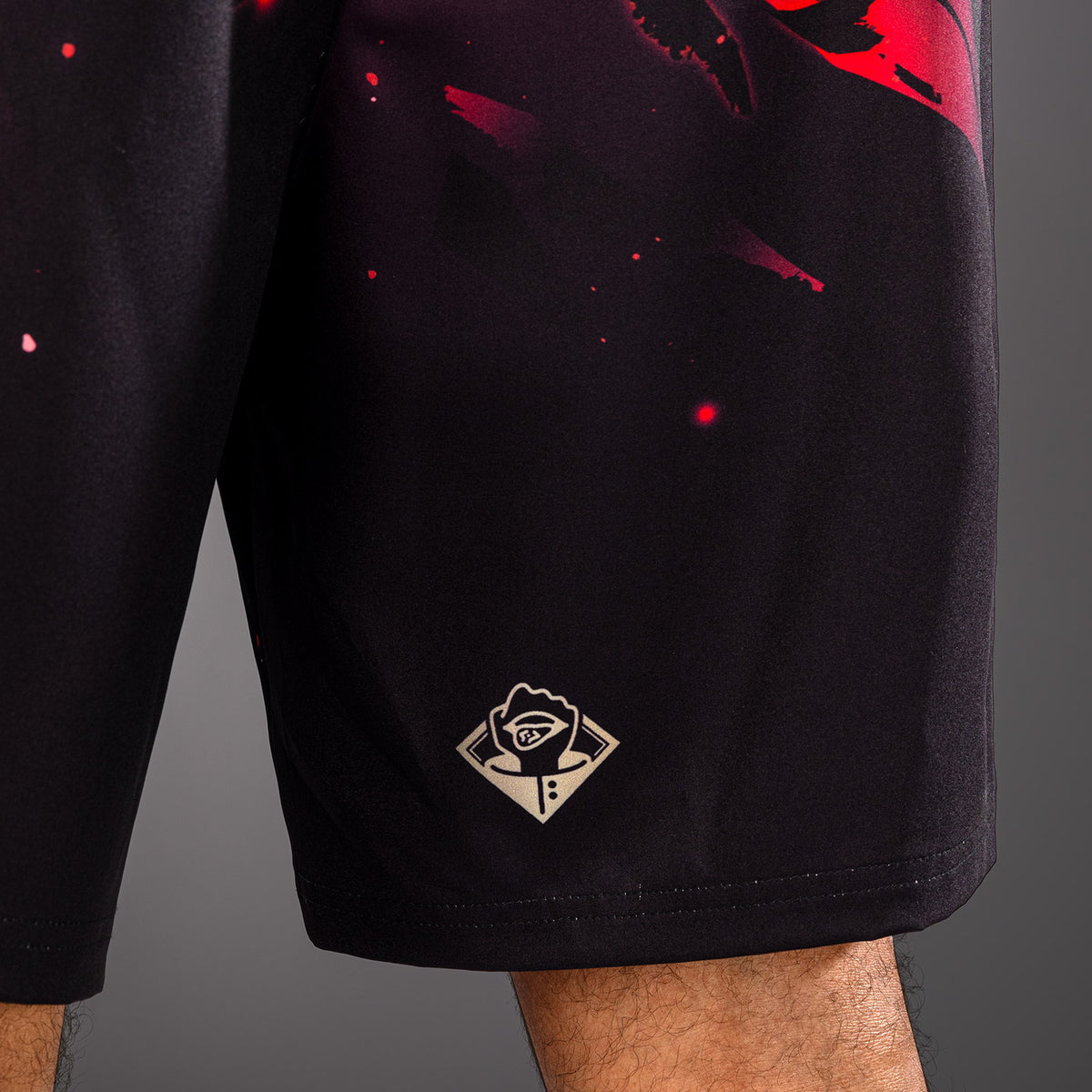 Jujutsu Kaisen x Venum Itadori Trainingsshorts – Schwarz/Rot