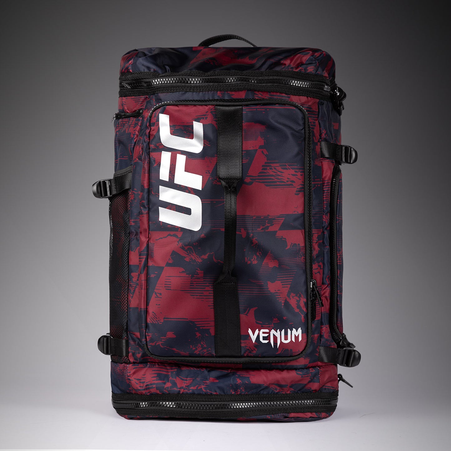 UFC Zenith by Venum Authentic Fight Week Sporttasche - Burgunder (48L)