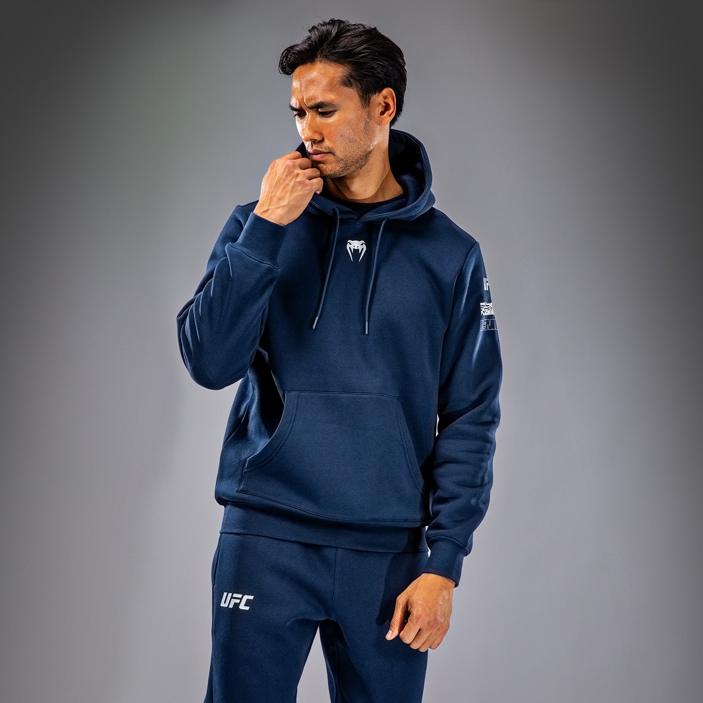 UFC Fusion by Venum Fight Week Herren Pullover Hoodie - Solid Ozeanisches Blau