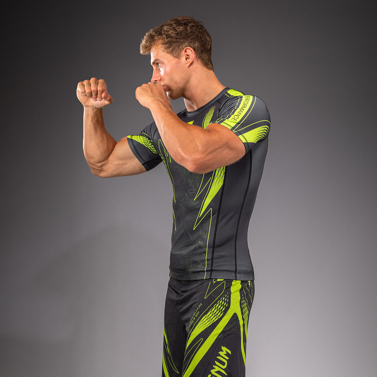 Venum Amazonia Reborn Kurzarm-Rashguard - Schwarz/Grün