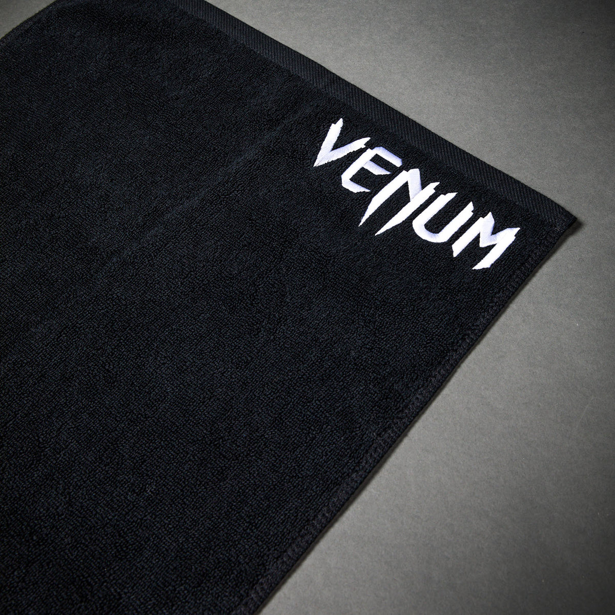 Venum MX Basics Handtuch - Schwarz/Weiß
