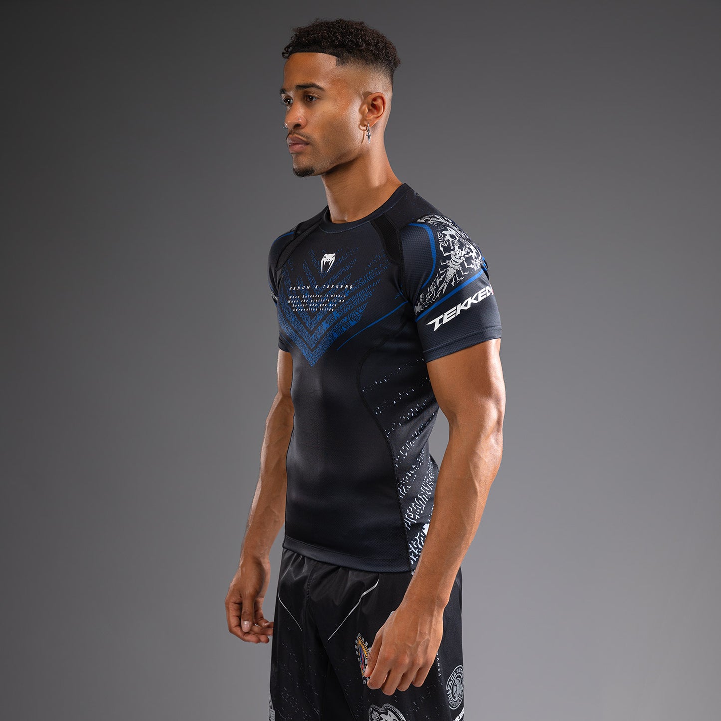 Venum x TEKKEN 8 - Paul Phoenix Rashguard - Schwarz/Blau