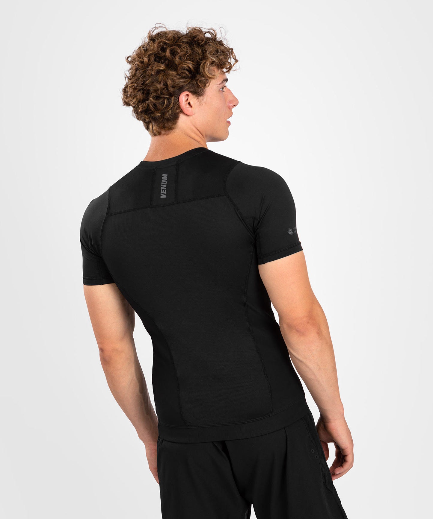 Venum G-Fit Air Rashguard Kurzarm – Schwarz