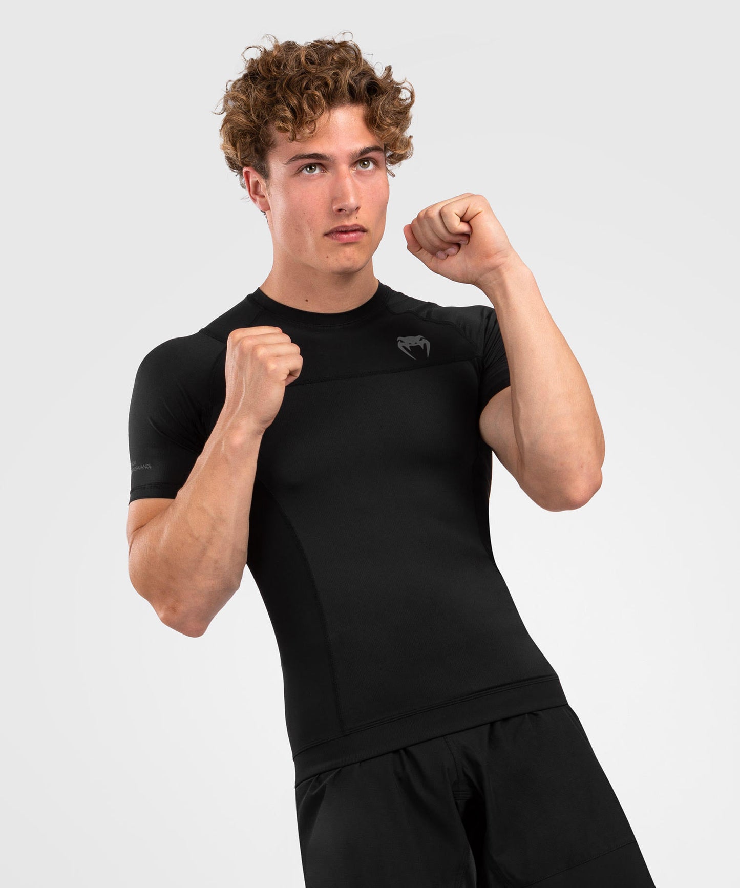 Venum G-Fit Air Rashguard Kurzarm – Schwarz
