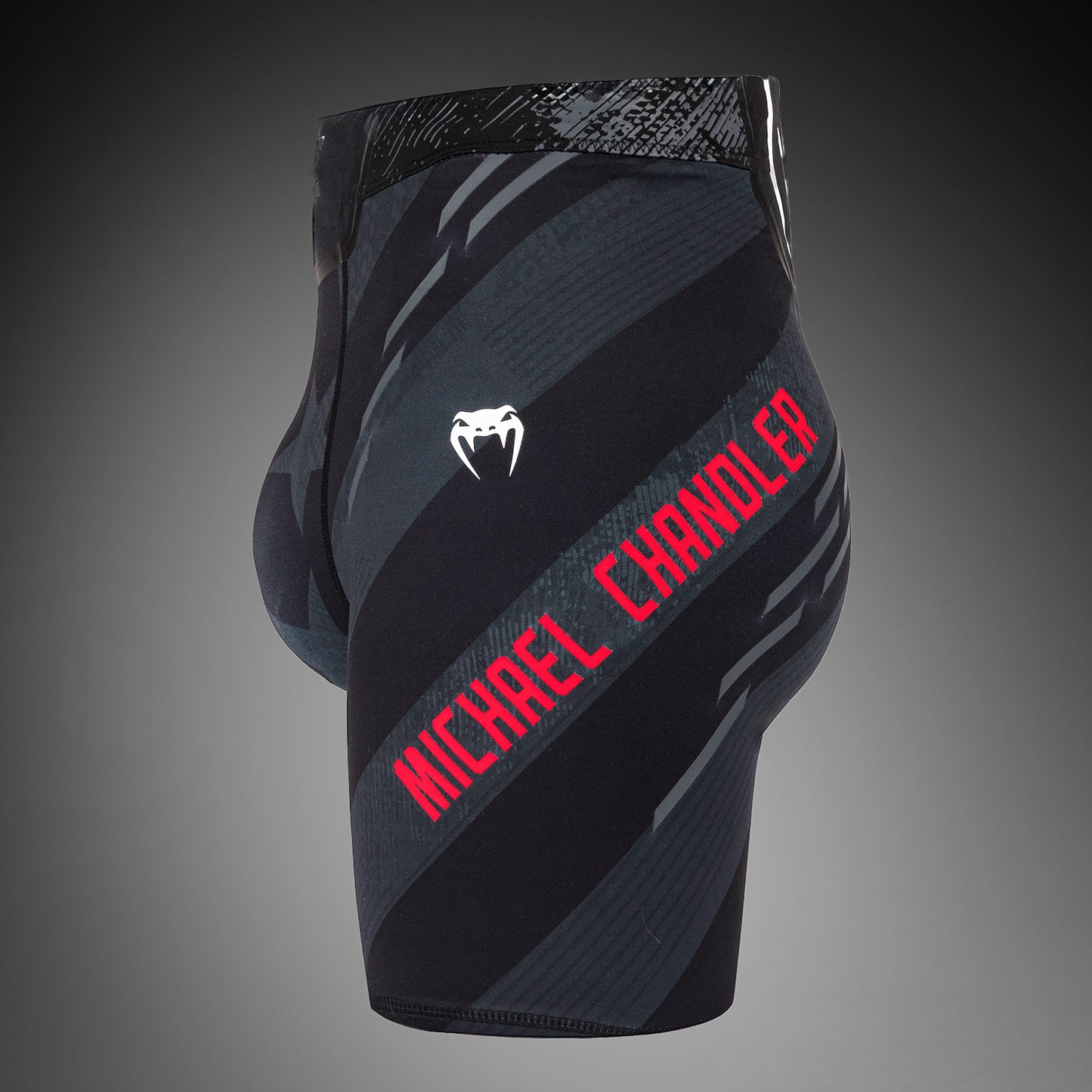 UFC Unrivaled by Venum Michael Chandler Herren Vale Tudo Shorts - Schwarz