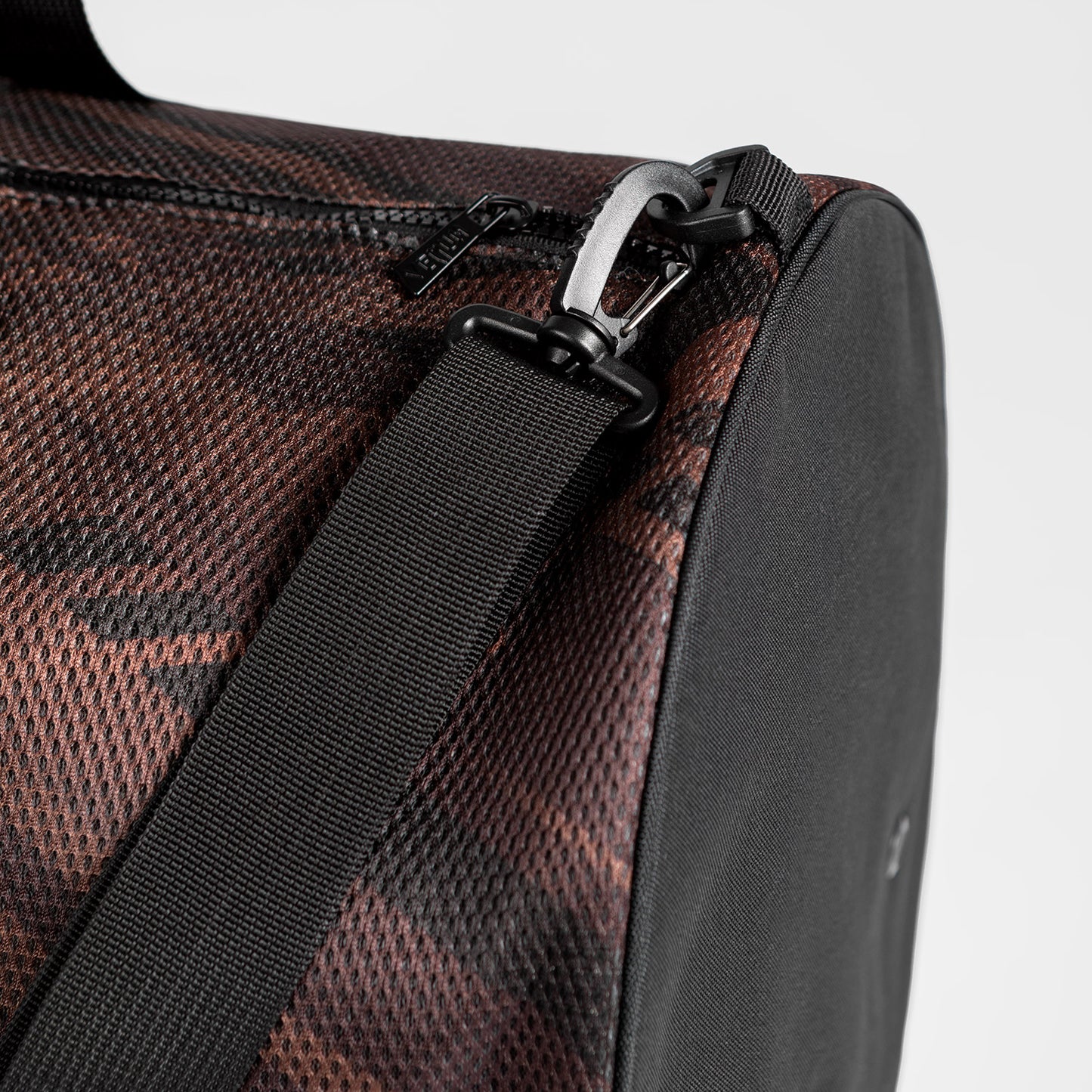 Venum Tecmo 2.0 Duffle Bag - Dunkelbraun