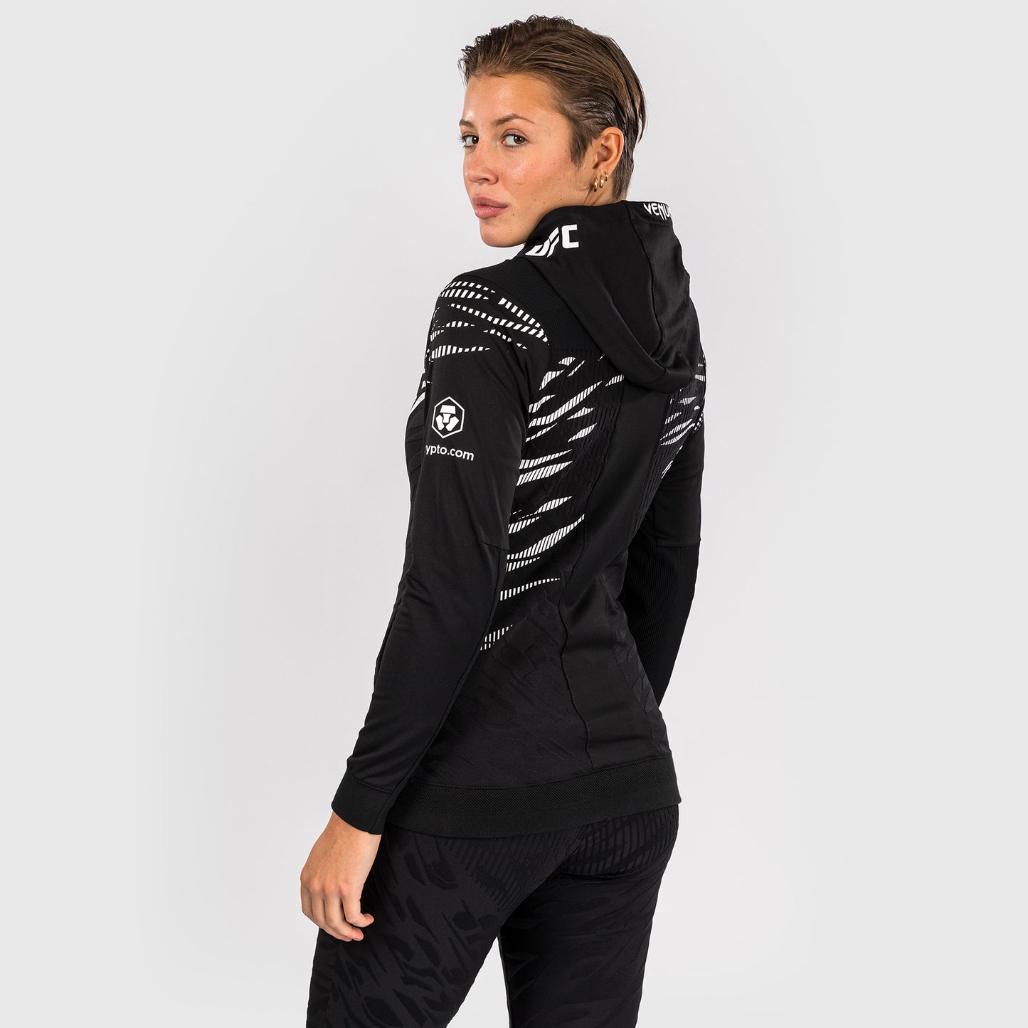 UFC Fusion by Venum Personalized Authentic Fight Night Damen Walkout Hoodie - Schwarz