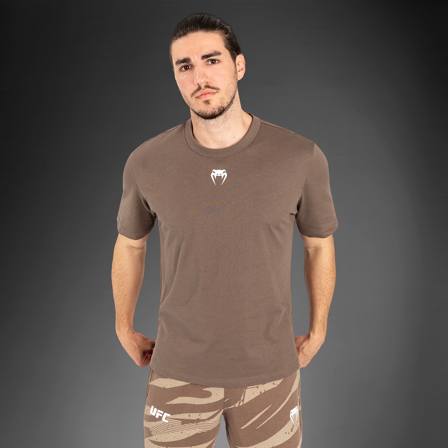 UFC Adrenaline by Venum Fight Week Kurzarm T-Shirt Für Herren - Bronze