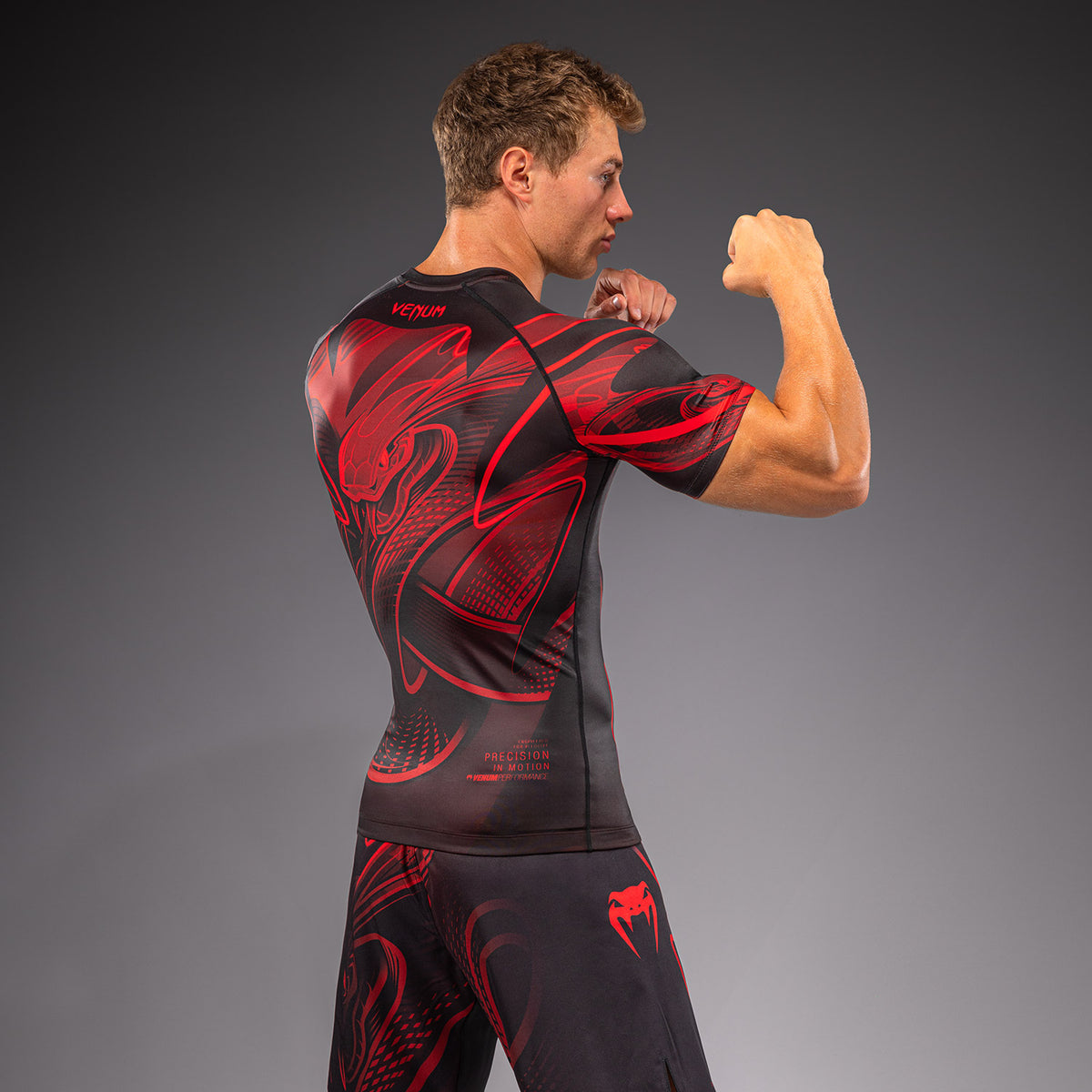 Venum Crimson Viper 2.0 Kurzarm-Rashguard - Schwarz/Rot