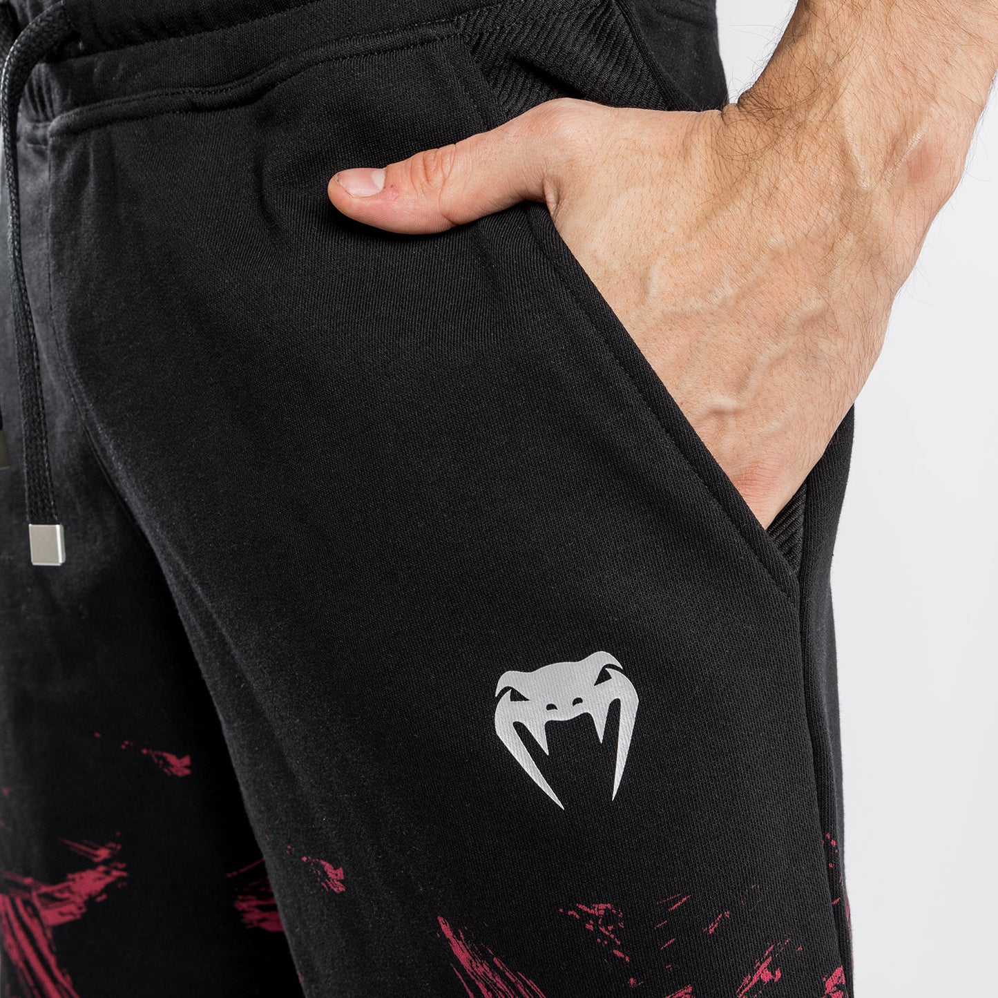 Venum UFC Authentic Fight Week Herren-2.0-Shorts – Schwarz/Rot