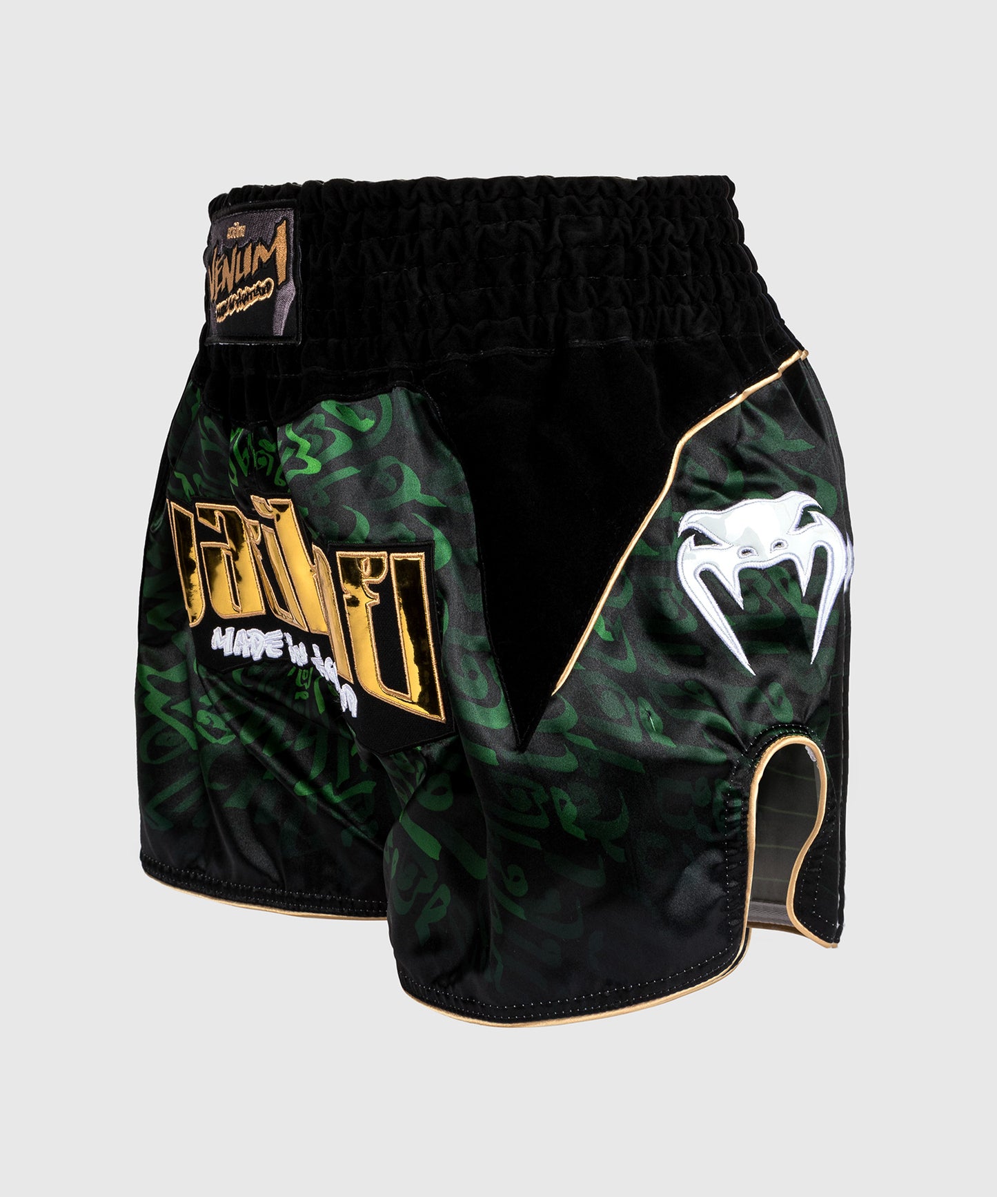 Venum Attack Muay Thai Shorts - Schwarz/Grün