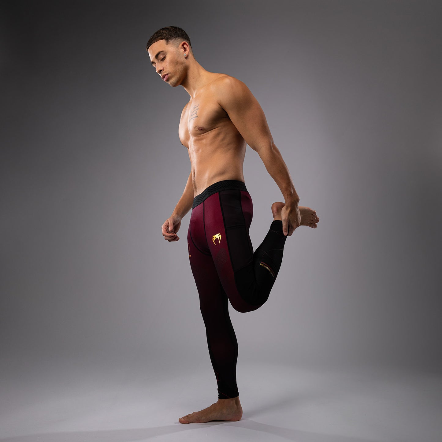 Venum Tactical XT Spats- schwarz/burgund/gold