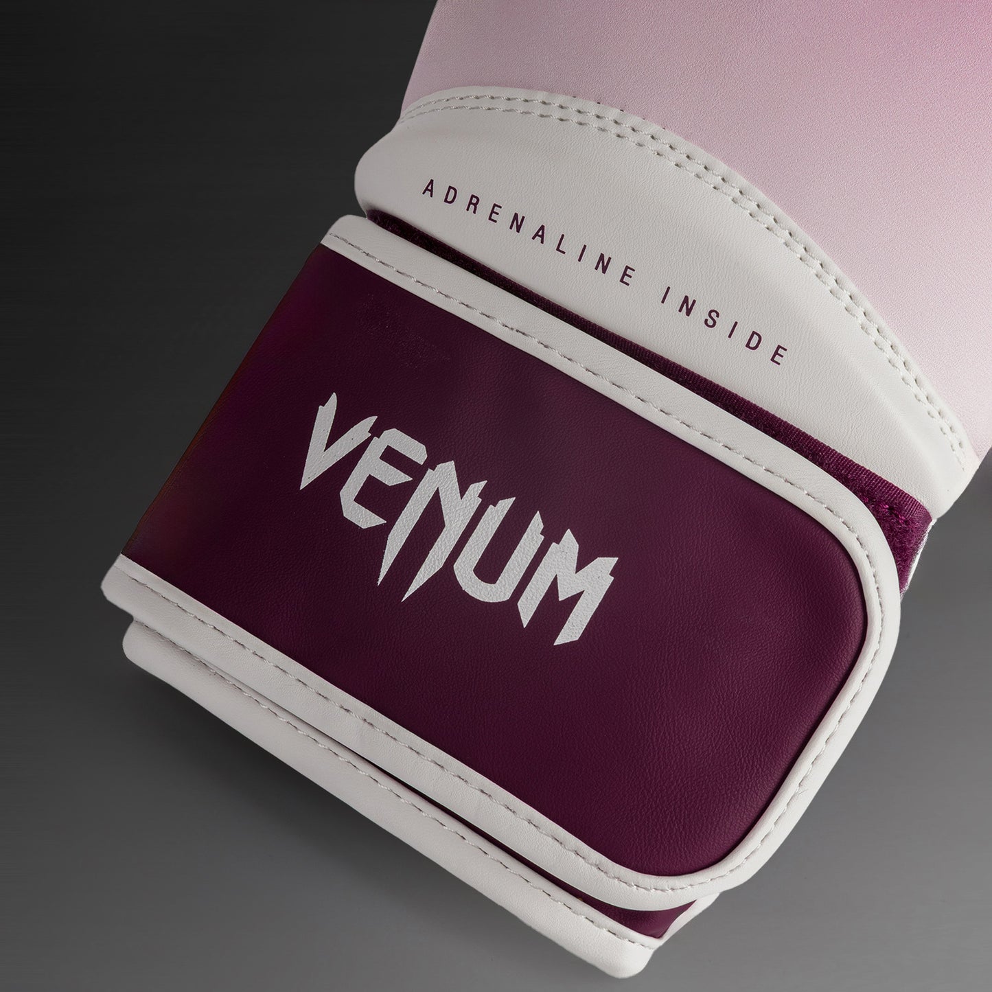 Venum Iris Boxhandschuhe – Pflaume/Weiß