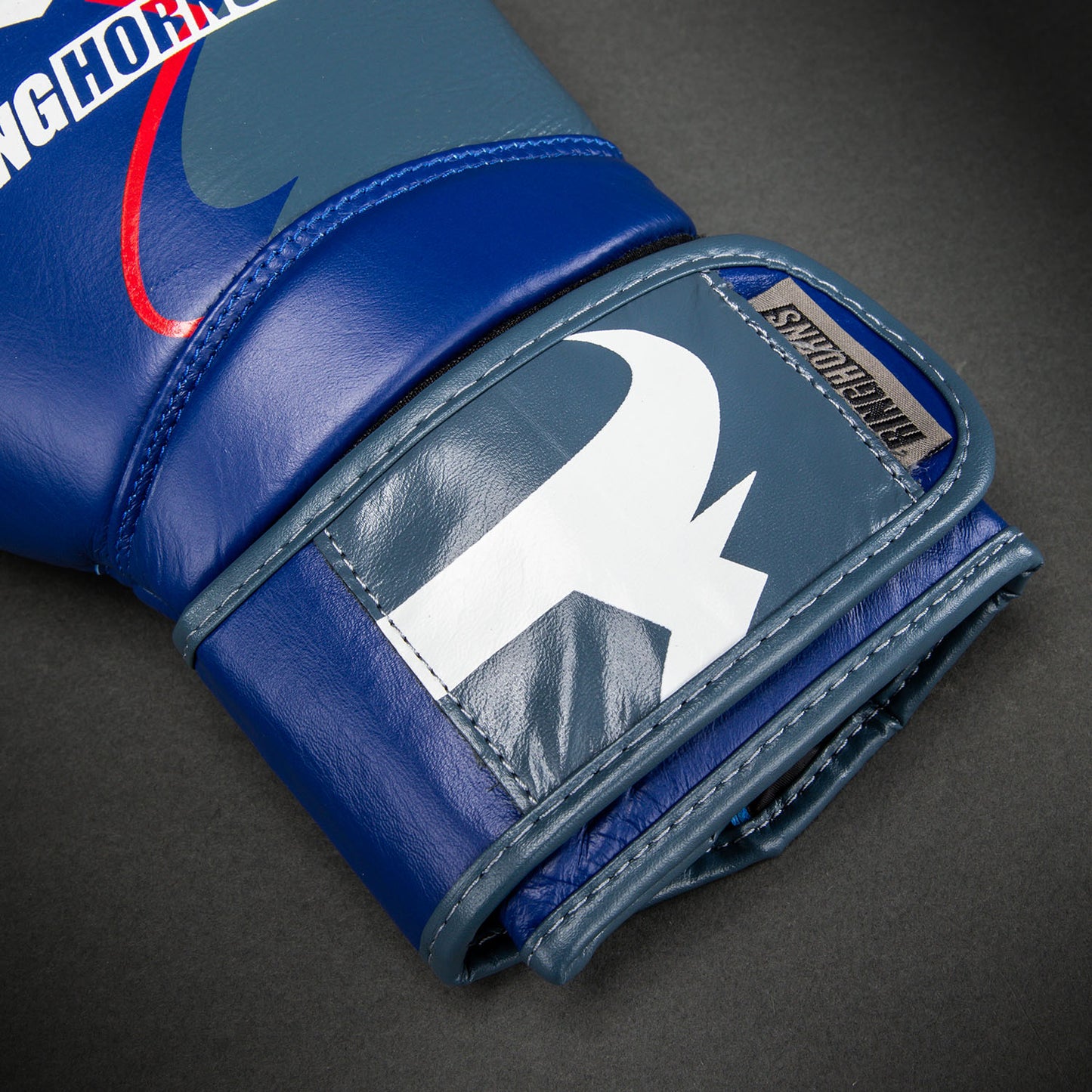 Ringhorns Charger by Venum Boxhandschuhe – Marineblau/Rot