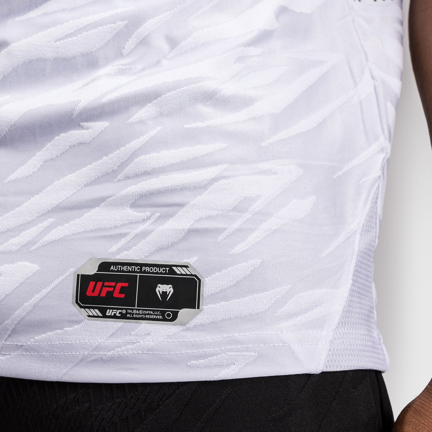 UFC Fusion by Venum Personalized Authentic Fight Night Herren Walkout Jersey - Weiß