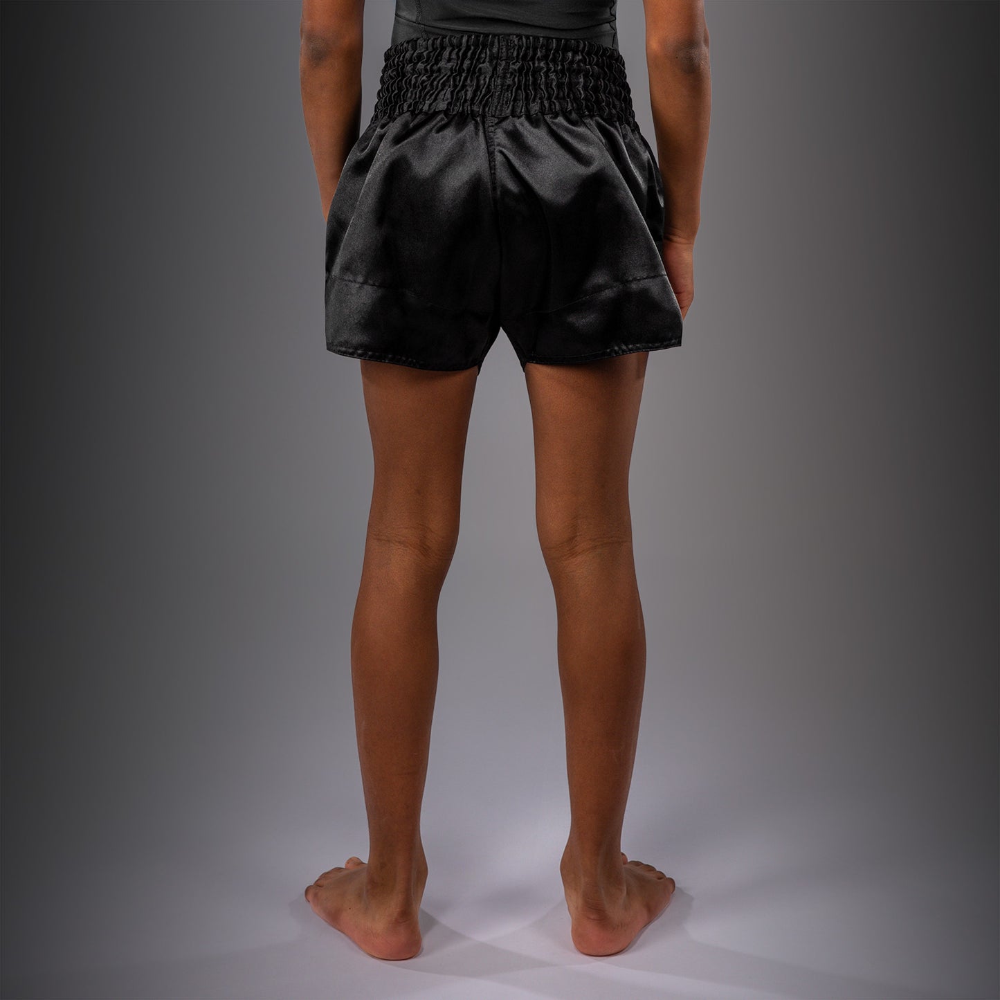 Venum Classic Muay-Thai-Shorts für Kinder – Schwarz/Gold