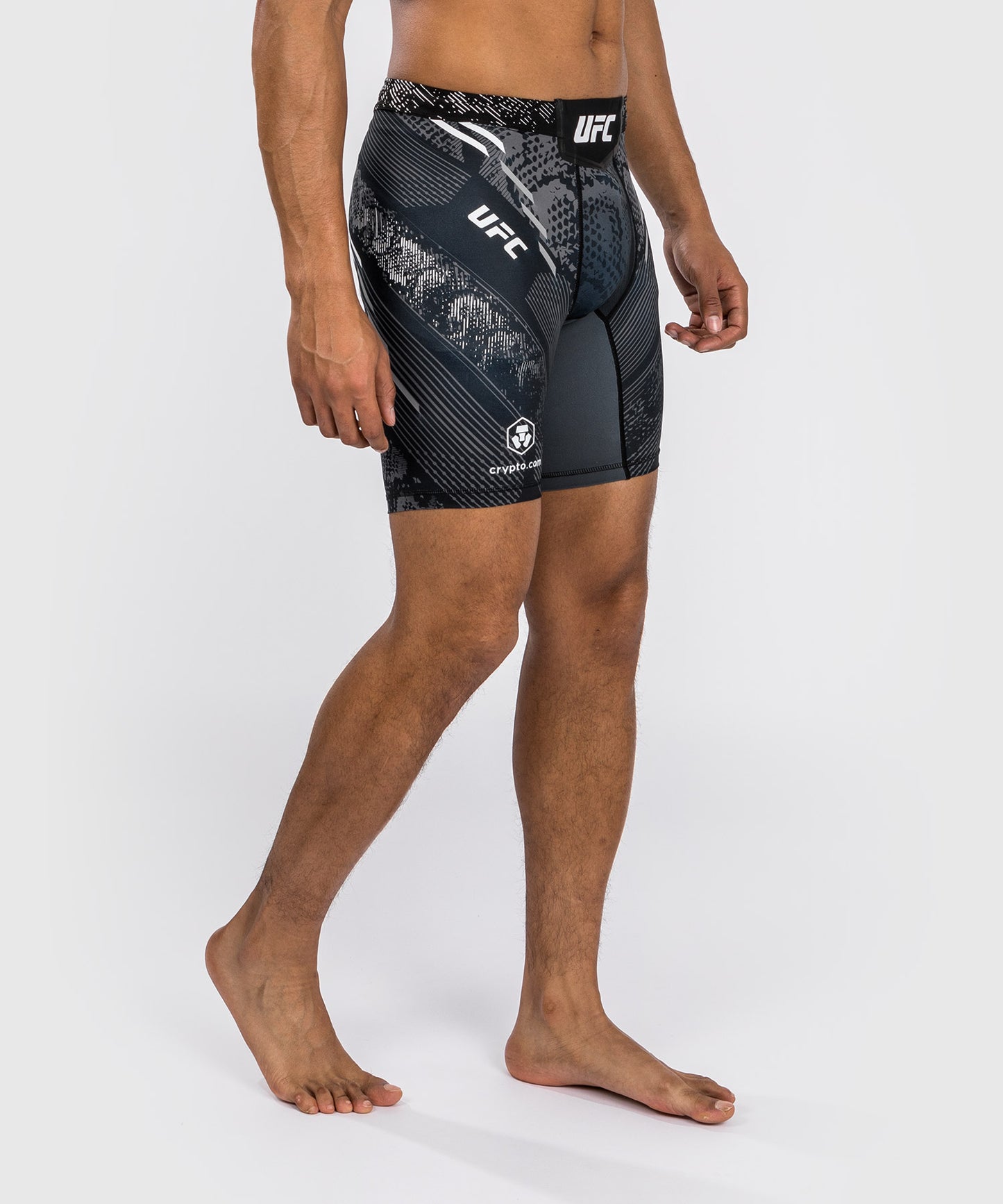 UFC Adrenaline by Venum Authentic Fight Night Short Vale Tudo für Männer - Schwarz