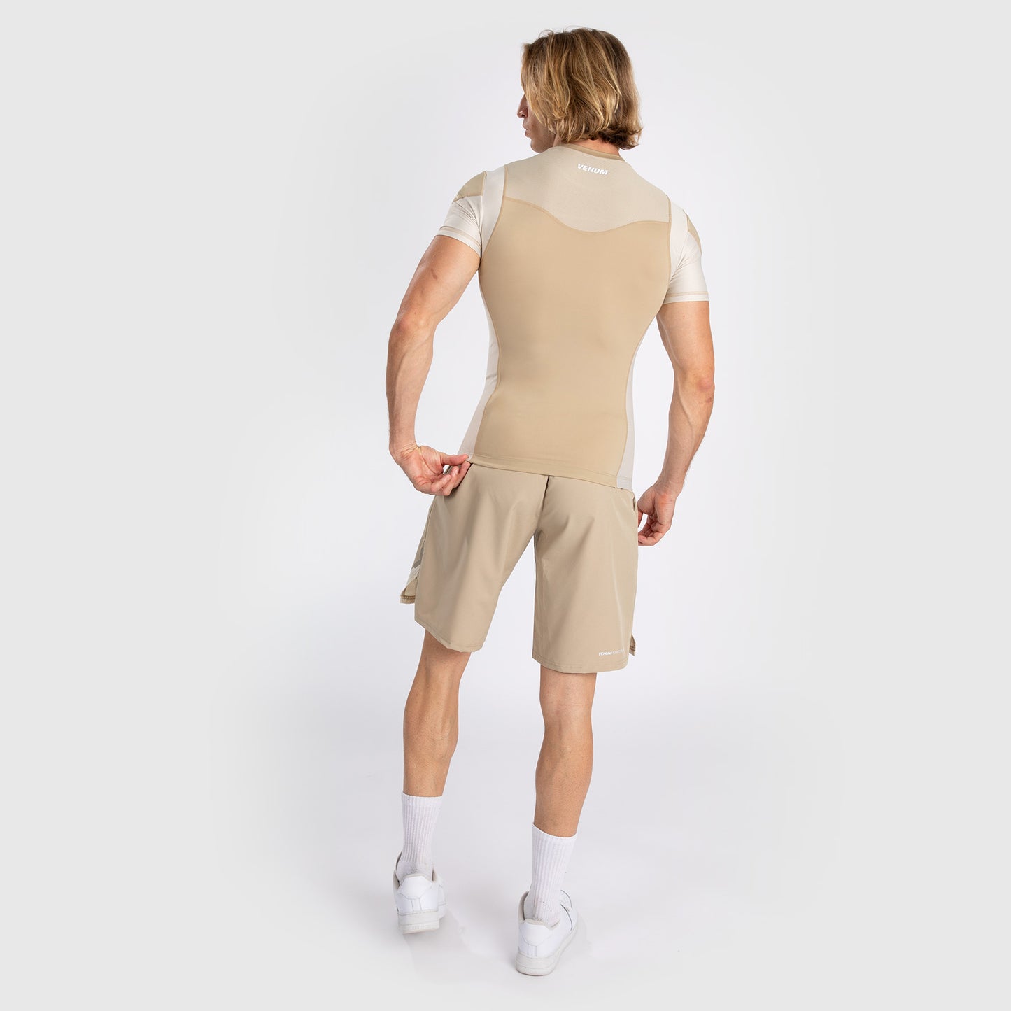 Venum Tempest Herren Kurzarm Rashguard - Beige/Sand