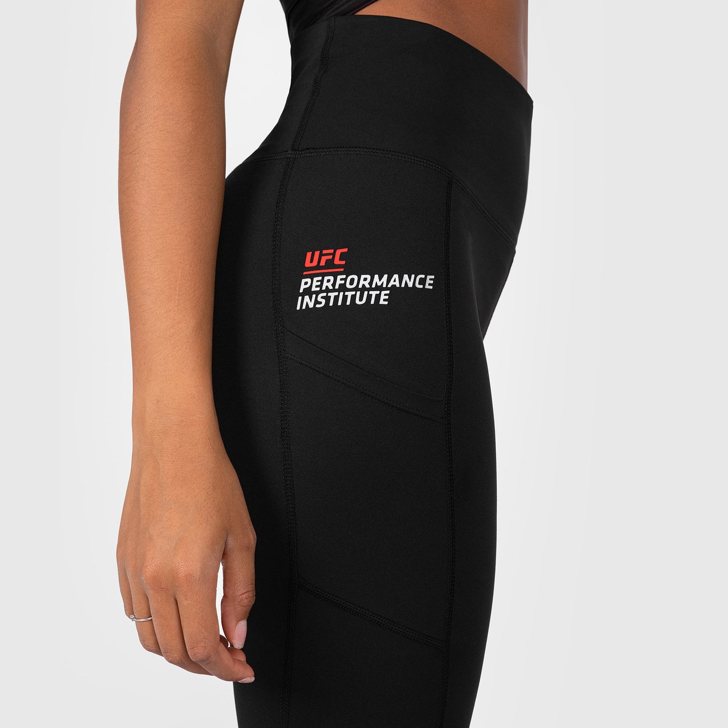 UFC Venum Performance Institute 2.0 Performance Tight für Frauen - Schwarz/Rot