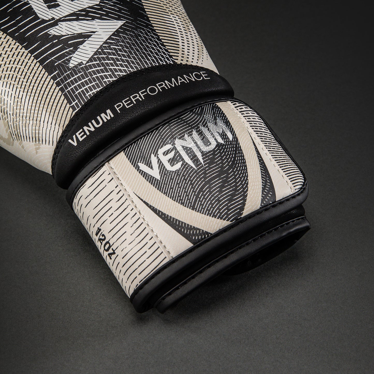 Venum Galactic 3.0 Boxhandschuhe - Cremeweiß/Schwarz