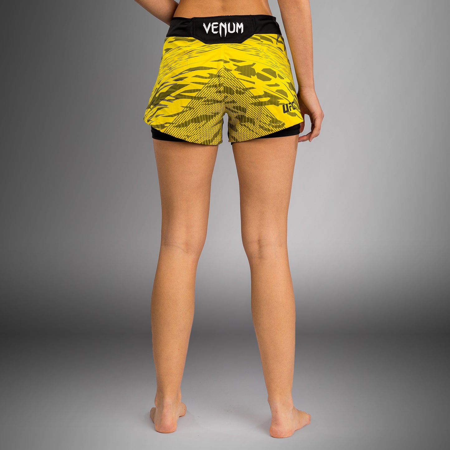 UFC Fusion by Venum Authentic Fight Night Damen Fight Short - Gelb