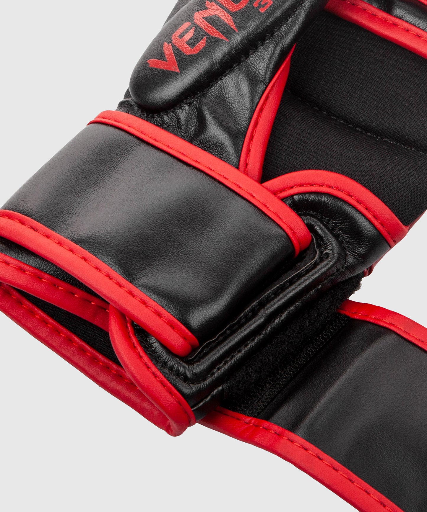 MMA HANDSCHUE SPARRING CHALLENGER 3.0 - Schwarz/Rot