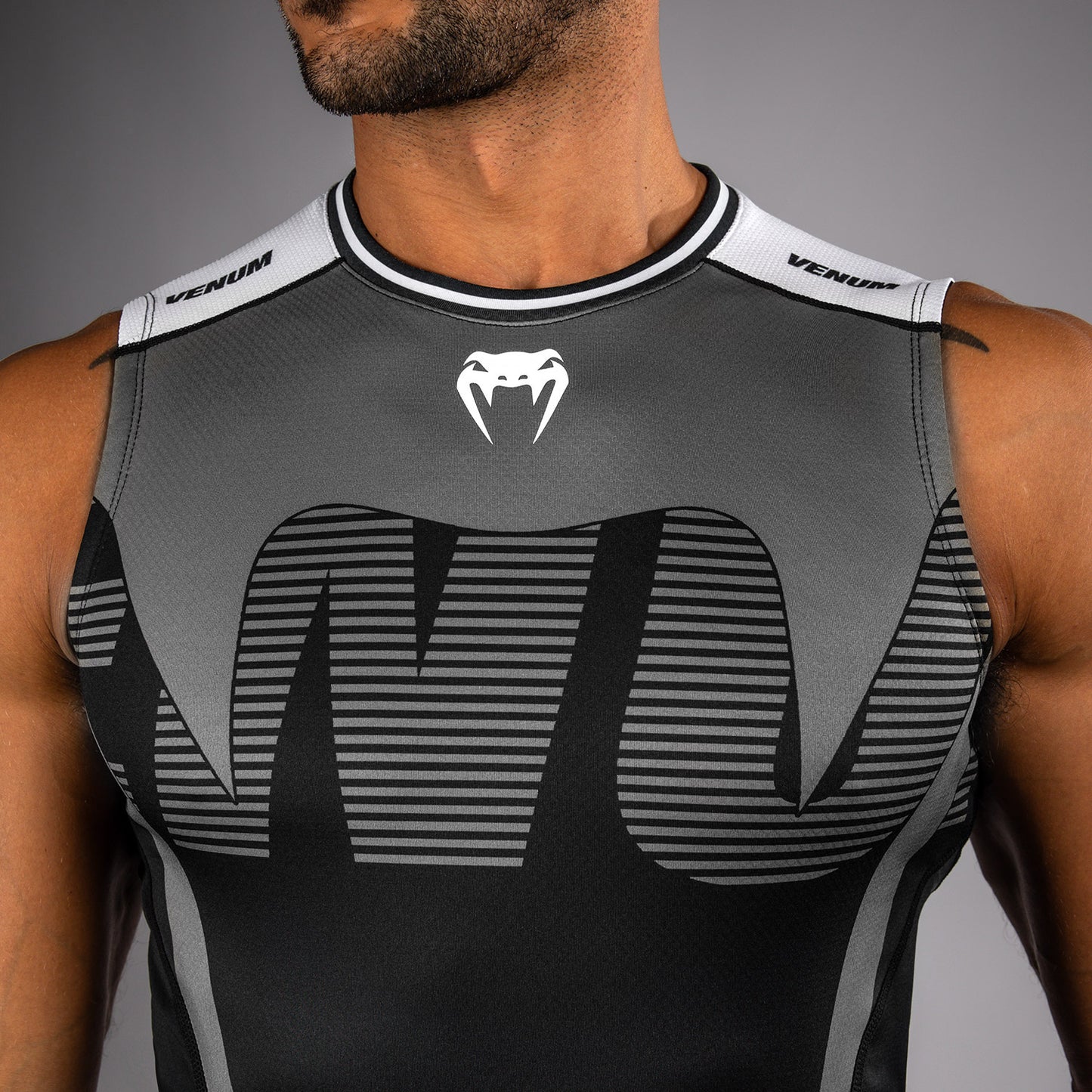 Venum Adrenaline Ärmelloses Rashguard – Schwarz/Silbergrau