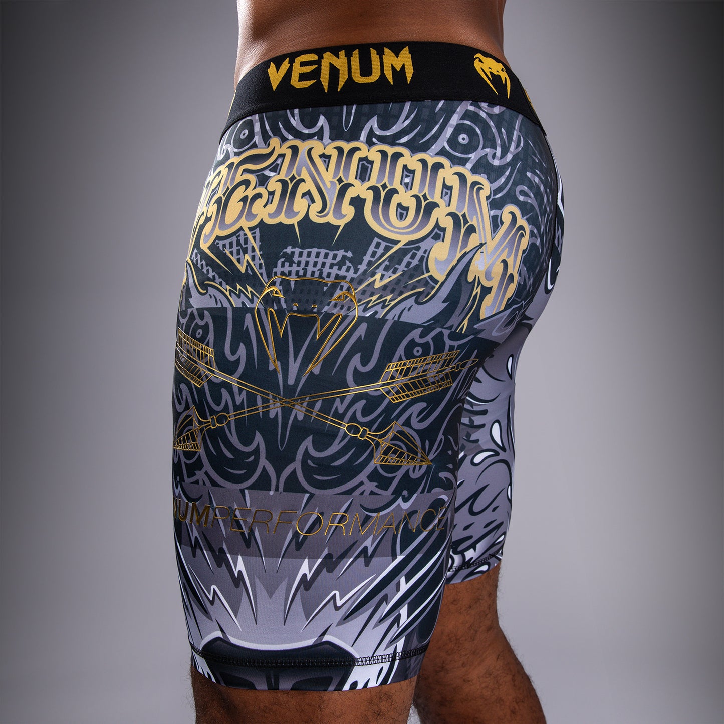 Venum Wolf Atak Kompressionsshort – Schwarz/Grau