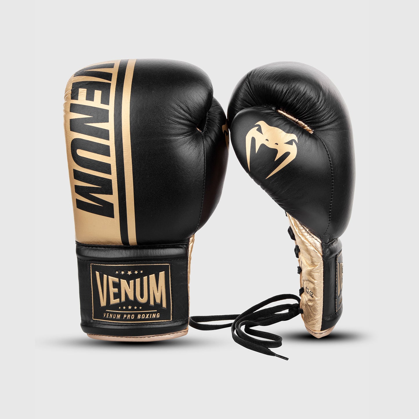 Venum Shield Profi-Boxhandschuhe mit Schnürung - Schwarz/Gold