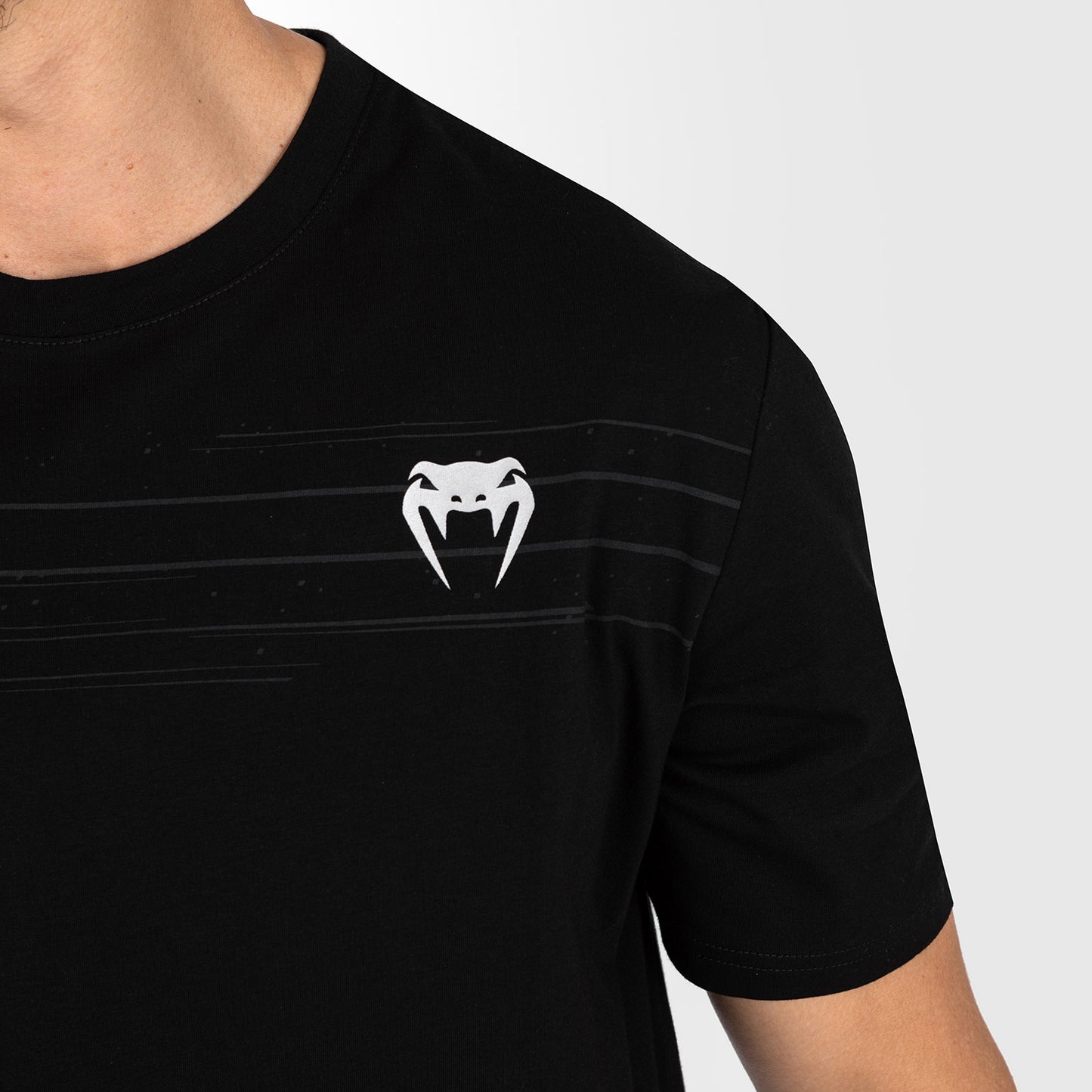 UFC Venum Performance Institute 2.0 Herren T-Shirt - Schwarz/Rot
