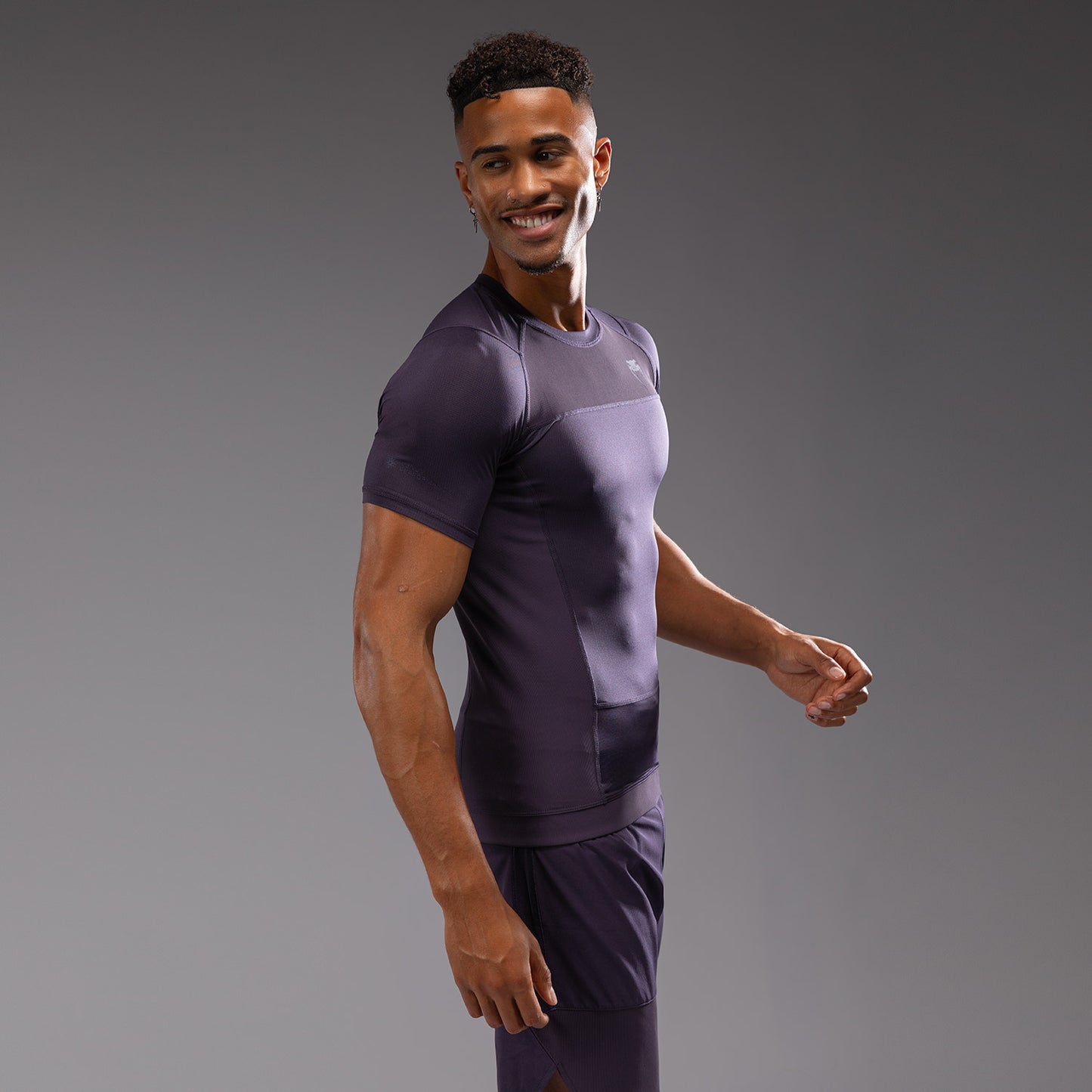 Venum G-Fit Air Herren Kurzarm Rashguard - Tiefpurpur