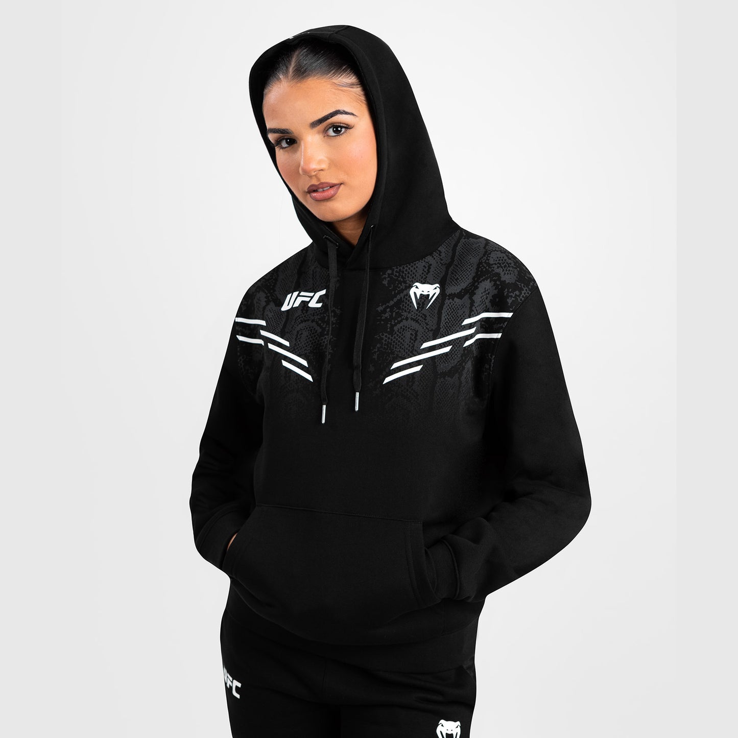 UFC Adrenaline by Venum Replica Damen Pullover Hoodie - Schwarz