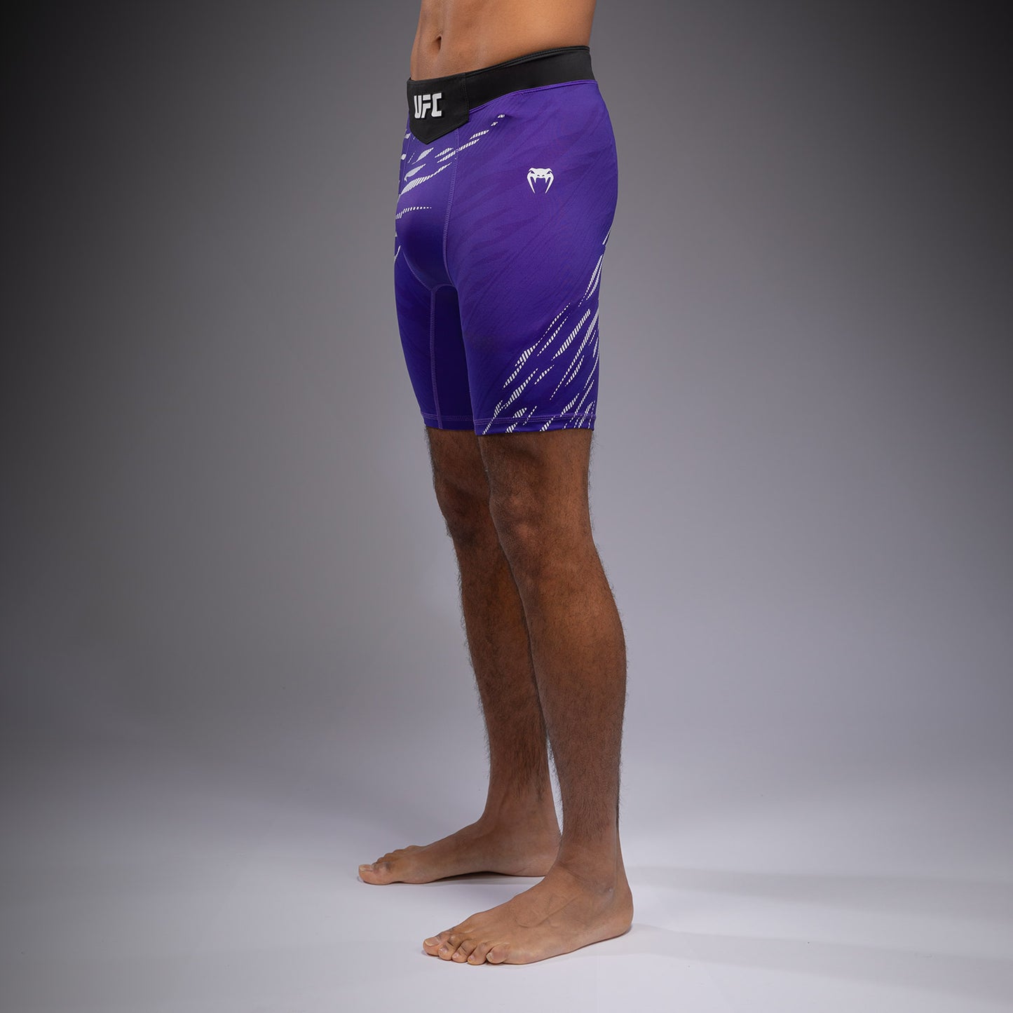 UFC Fusion by Venum Authentic Fight Night Herren Vale Tudo Short - lila