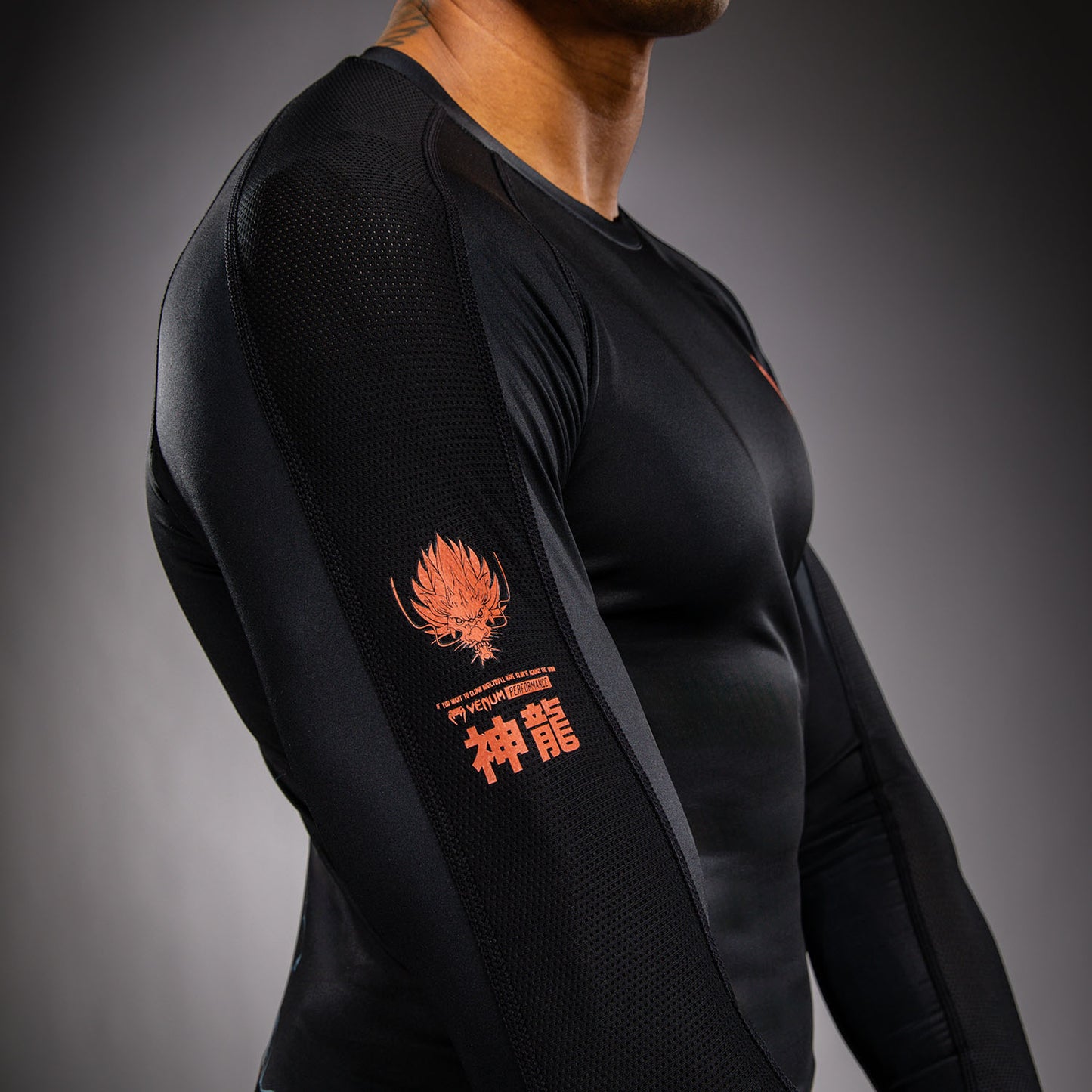 Venum Thunder Dragon Langarm Rashguard – Schwarz/Grau/Kupfer