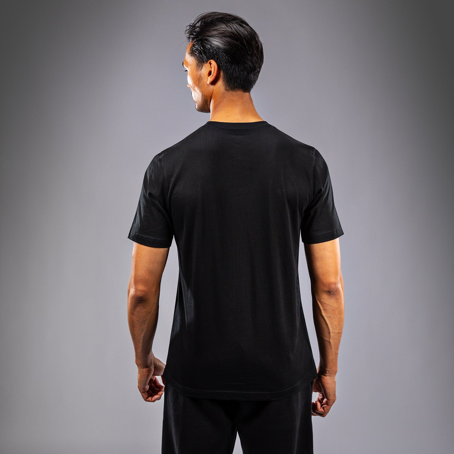 UFC Fusion by Venum Replica Herren Kurzarm T-Shirt - Schwarz