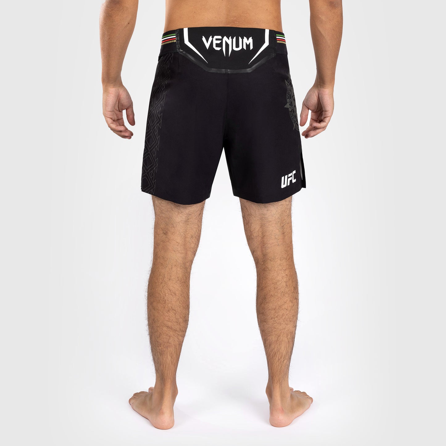 Noche UFC by Venum Authentic Fight Night Herren Kampfhose - Kurze Passform - Schwarz