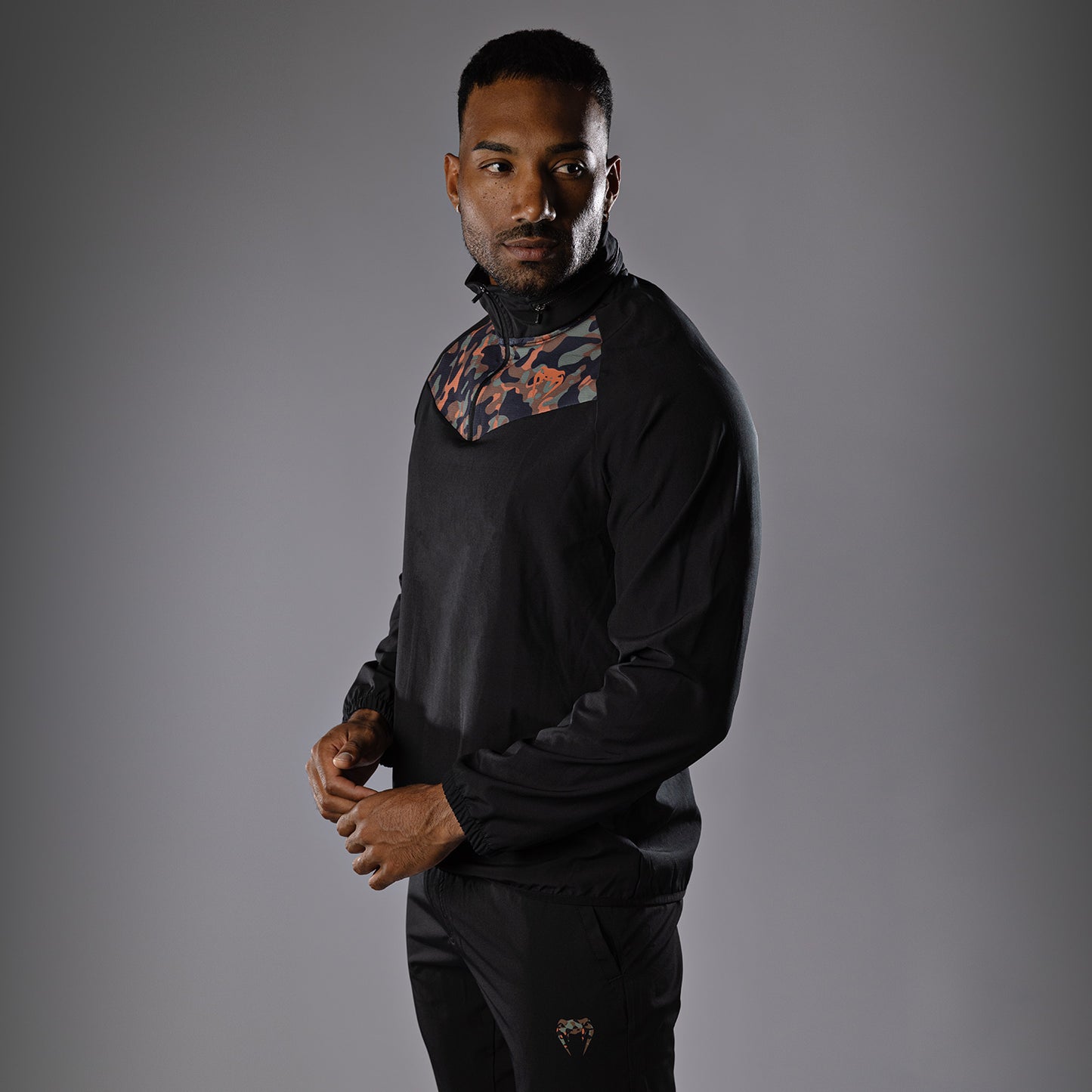 Venum Jungle Ops  Herren-Trainingsjacke - Schwarz/Canyon Camo