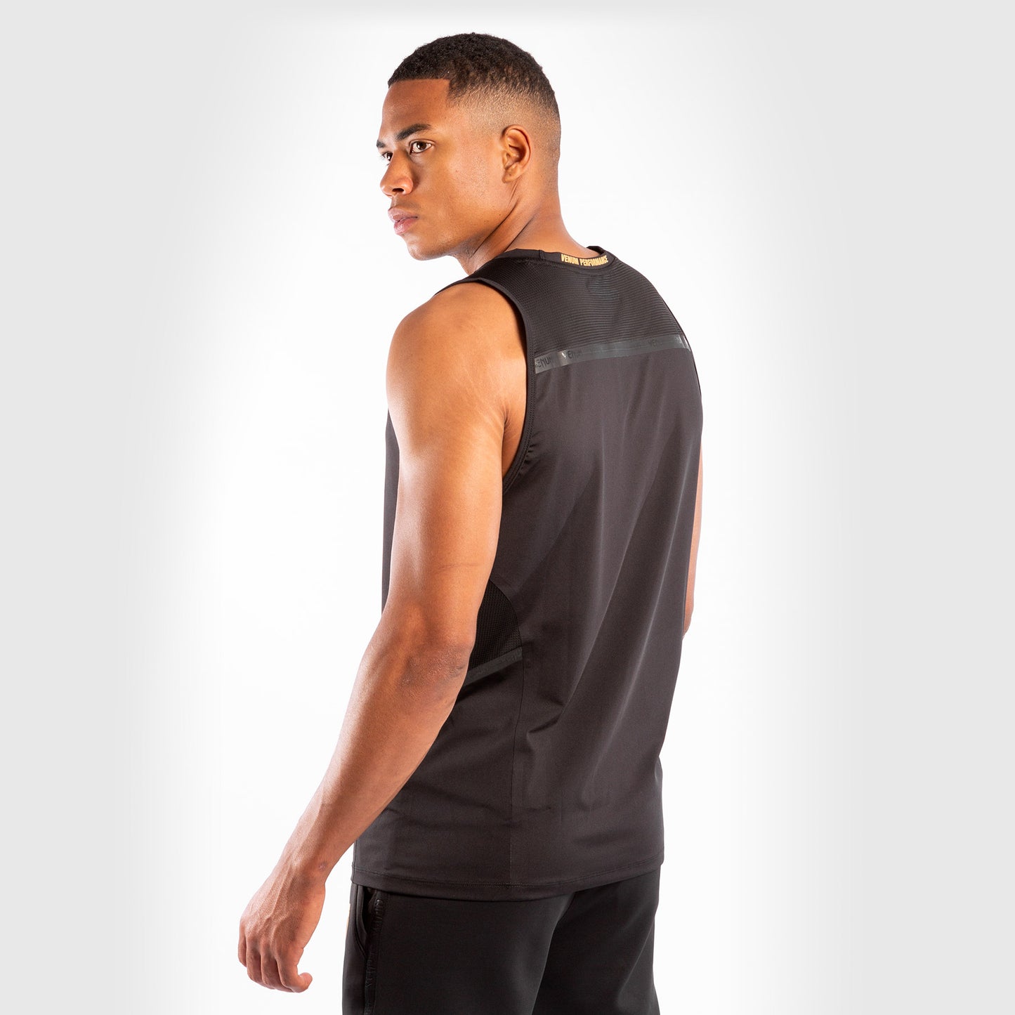 Dry Tech Petrosyan 2.0 Tank Top - Schwarz/Gold