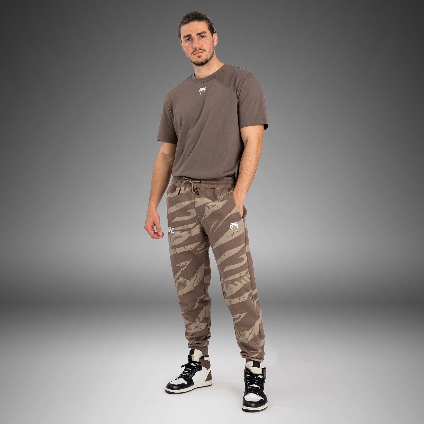 UFC Adrenaline by Venum Fight Week Herrenhose - Desert Camo