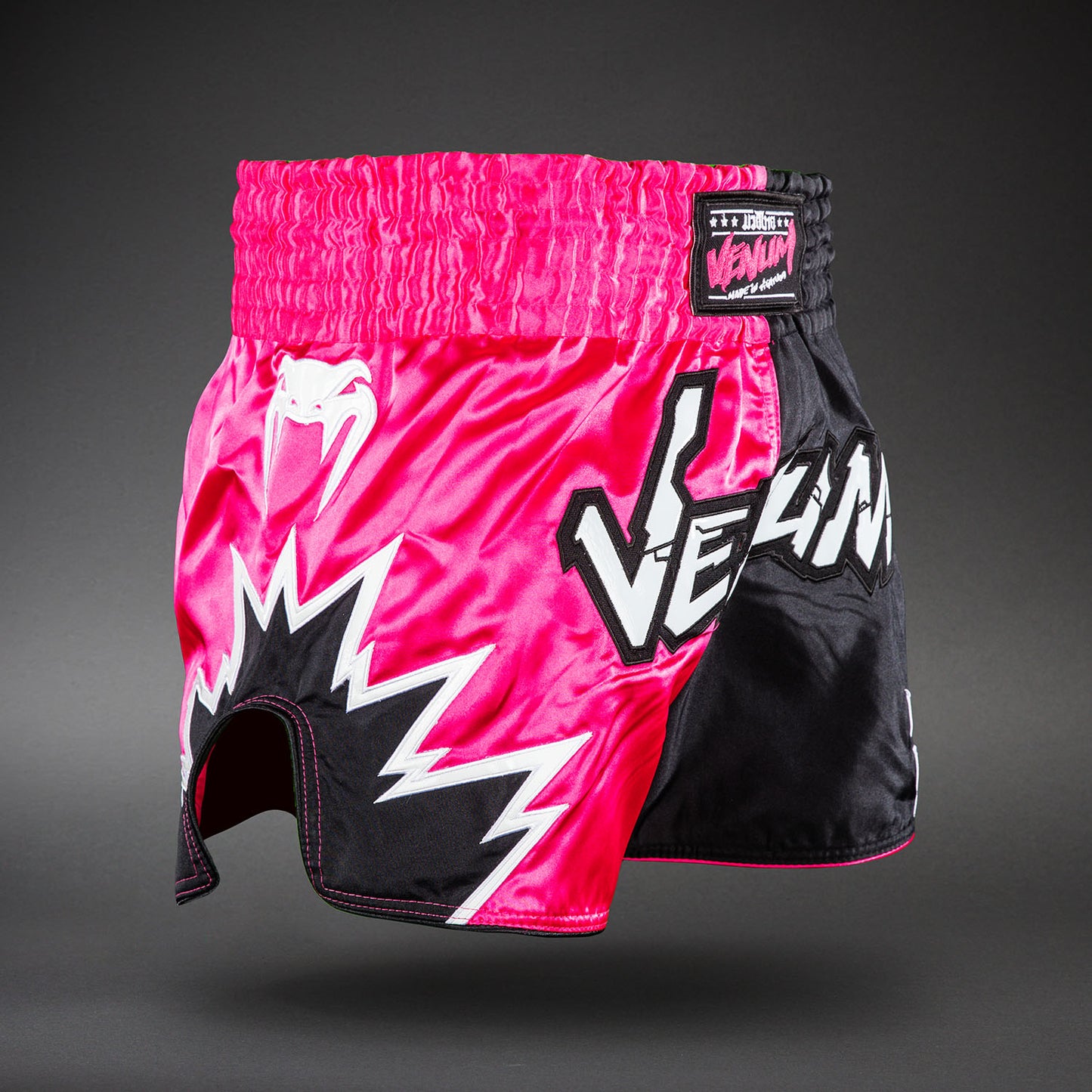 Venum Inferno 2.0 Muay Thai Shorts - Pink/Schwarz