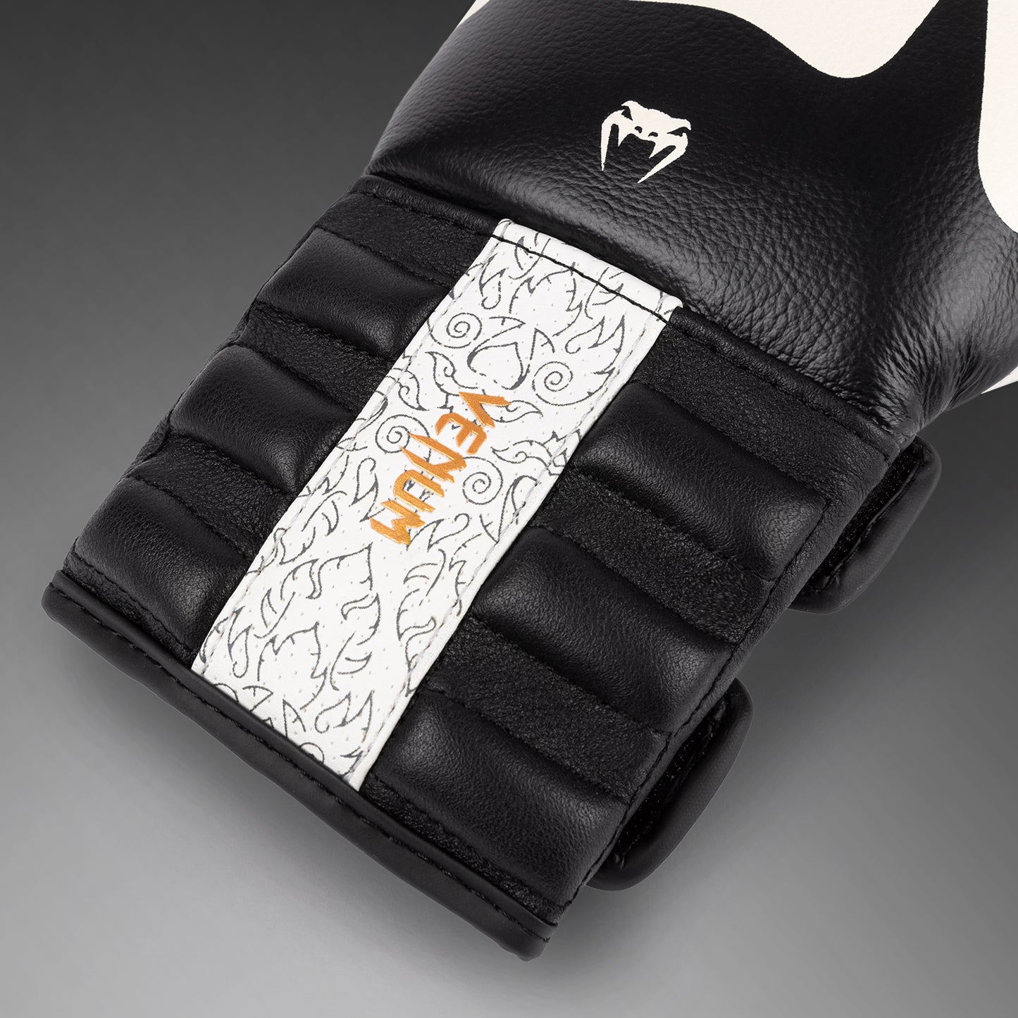Venum Reverso Boxhandschuhe - Schnee Weiß/Schwarz