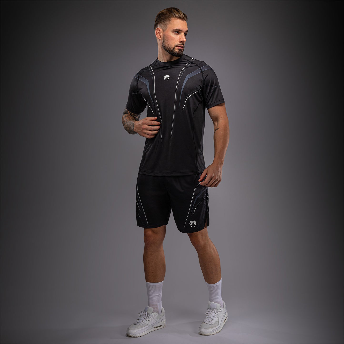 Venum Streamline Dry-Tech T-Shirt – Schwarz/Weiß