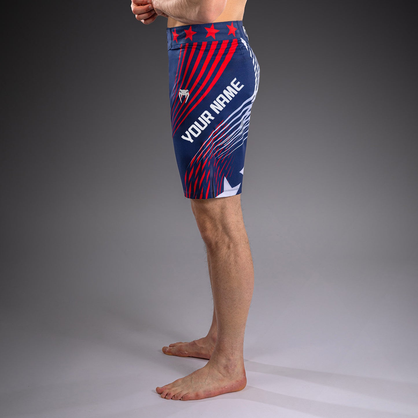 Official UFC Freedom 250 by Venum Personalisiert Authentic Fight Night Fight Shorts im Long Fit für Herren - Blau