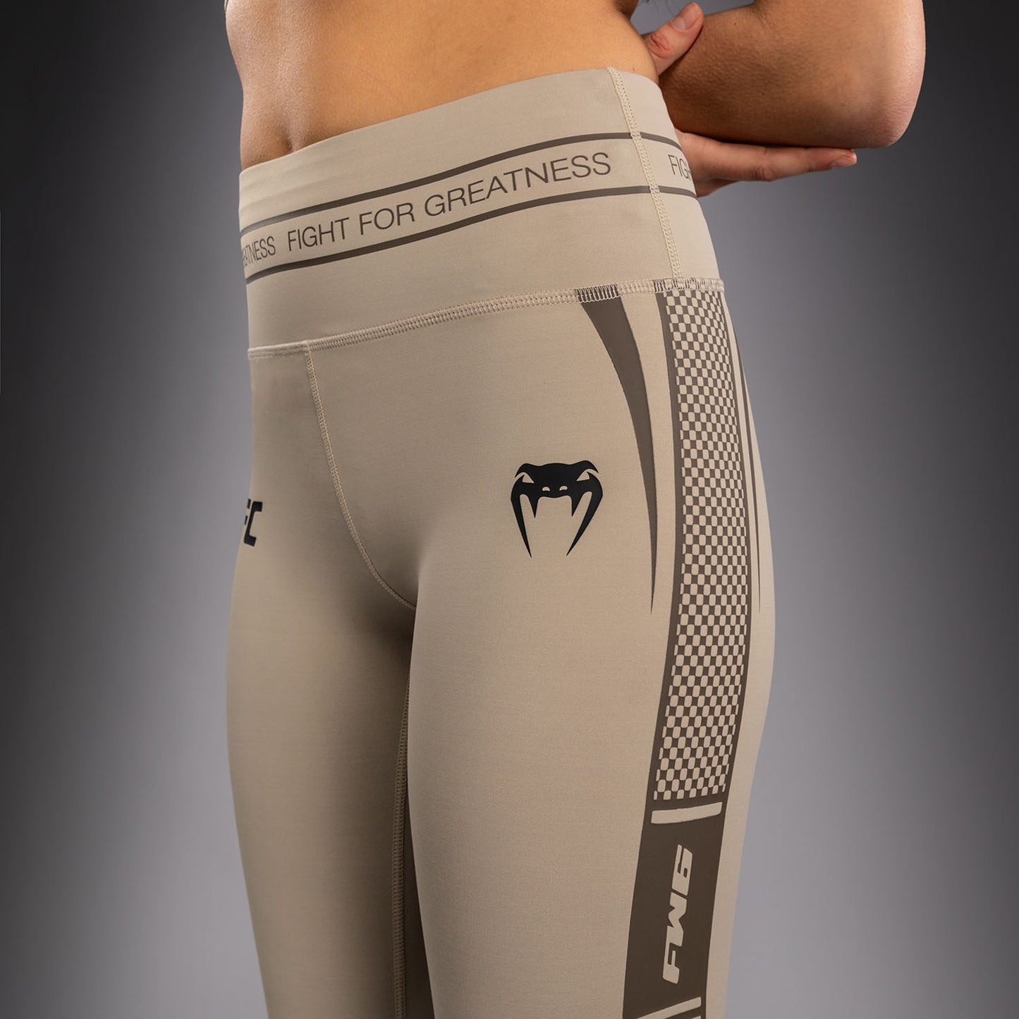Venum UFC Unity by Venum Authentic Fight Week Damen Funktions-Kompressionshose - Sand
