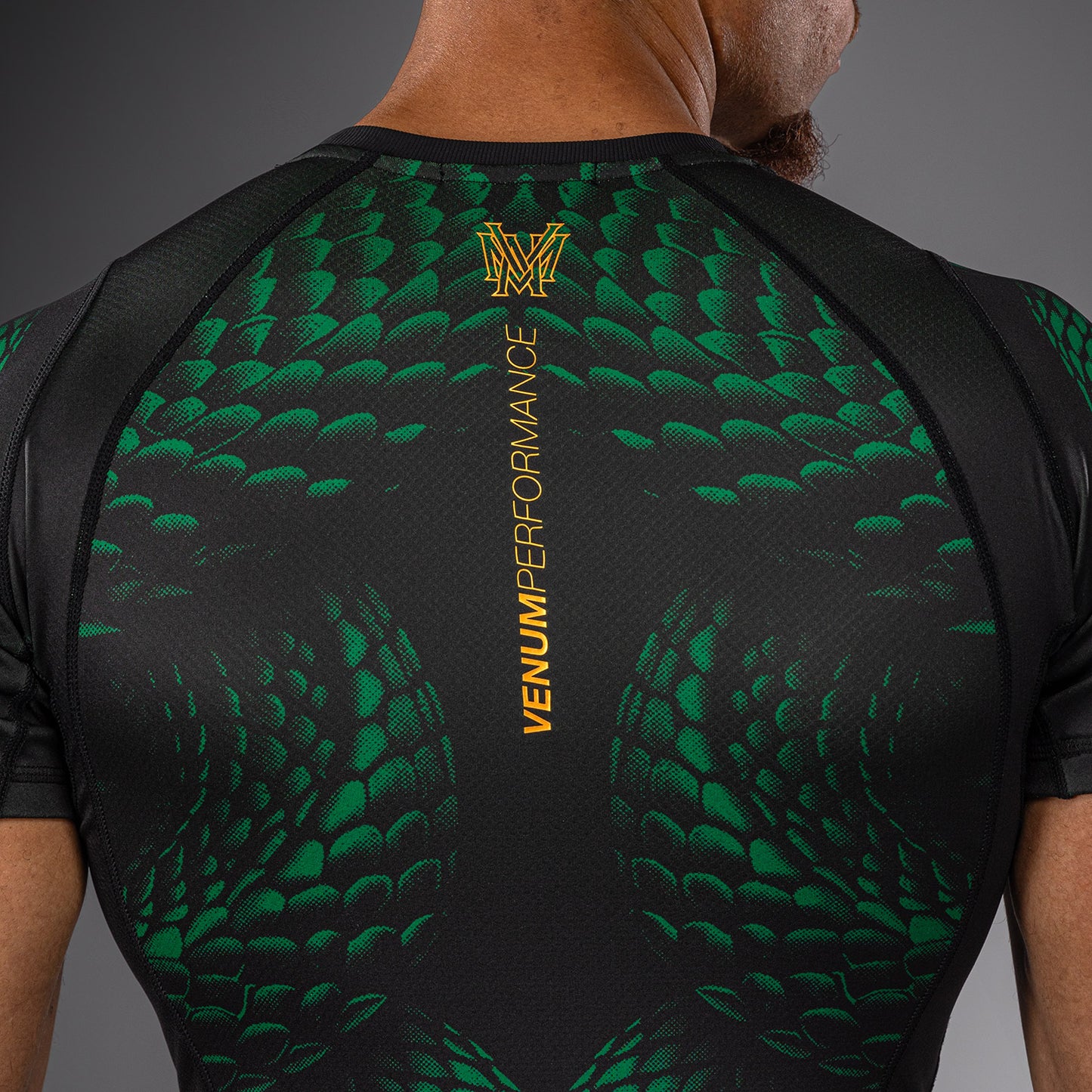 Venum Matupa Kurzarm Rashguard - Schwarz/Grün/Gold