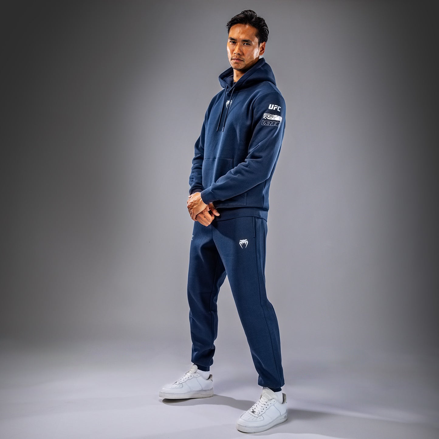 UFC Fusion by Venum Fight Week Herren Pullover Hoodie - Solid Ozeanisches Blau