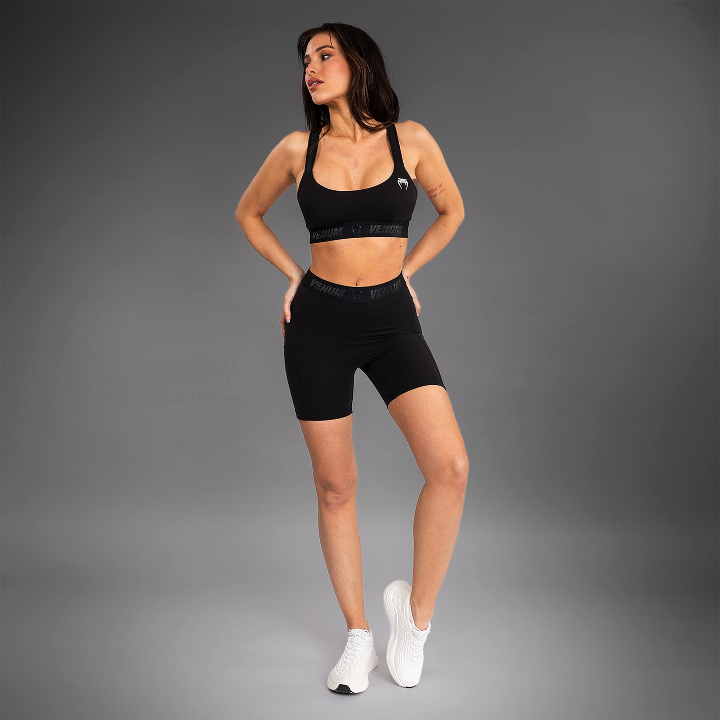 Venum Elevate Sport-BH für Frauen - Schwarz